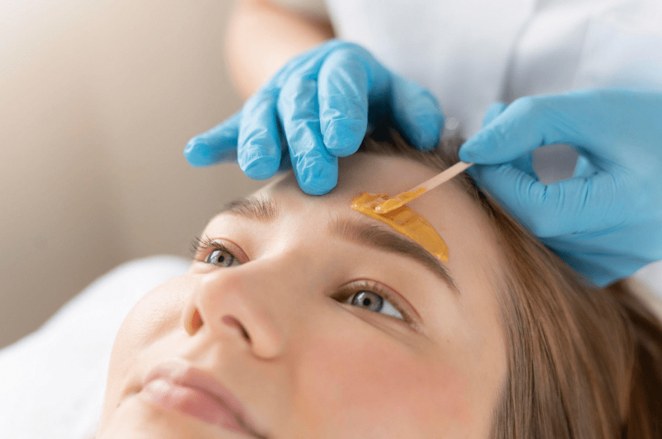 Does Eyebrow Waxing Hurt? Everything About Brow Waxing